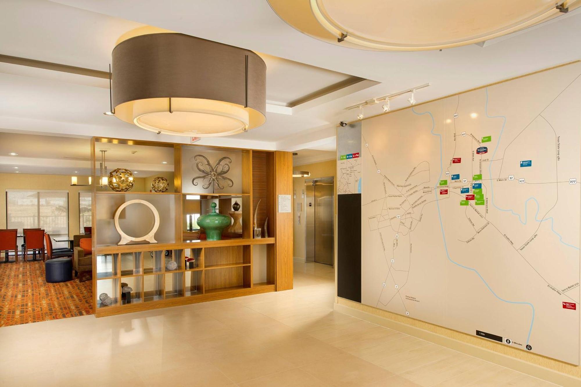 Towneplace Suites By Marriott Eagle Pass Bagian luar foto