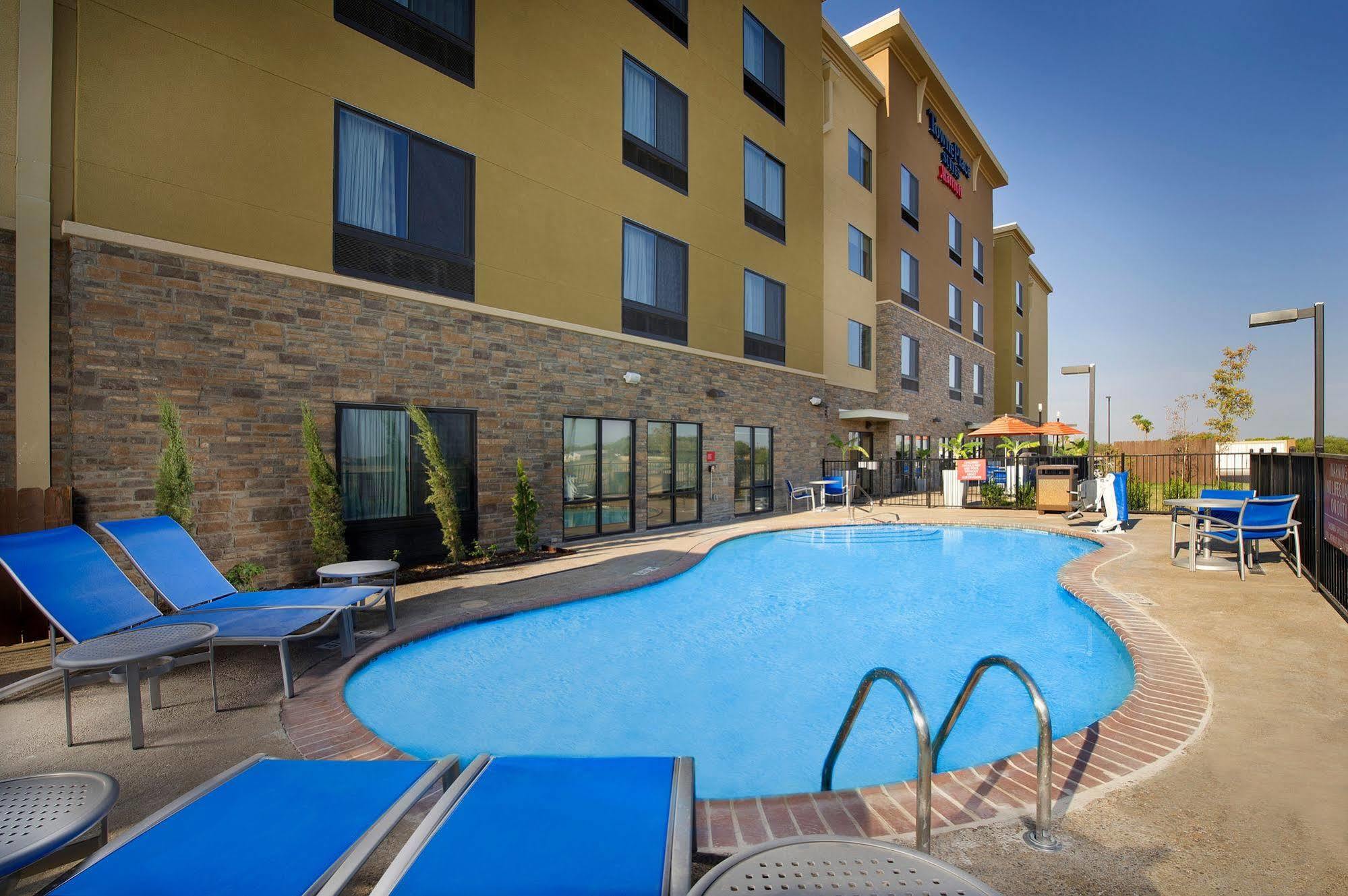 Towneplace Suites By Marriott Eagle Pass Bagian luar foto